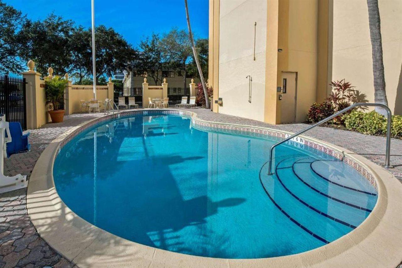 La Quinta By Wyndham West Palm Beach Airport Екстер'єр фото